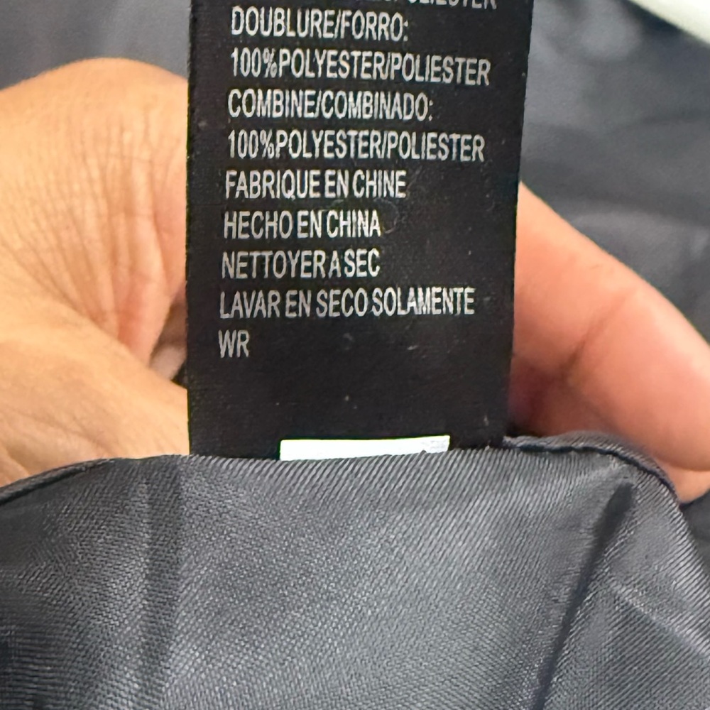 Tahari ASL
Satin Trim Double-Breasted Tuxedo Blazer - Picture 6 of 6